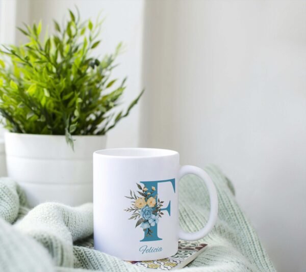 Taza con Inicial y nombre - Imagen 2